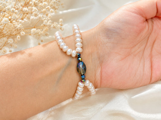 Dark Aqua Pearl Elan Bracelet
